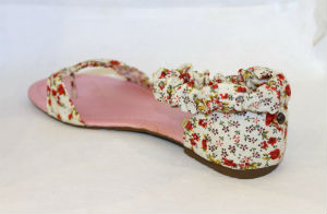 Sandales vintage fleuries RO